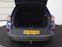 Volkswagen ID.4 Pro 77 kWh | Trekhaak | Stoelverwarming | Warmtepomp | Sfeerverlichting | Stuurverwarming | Carplay | Adaptive cruise | Keyless | Camera | Navigatie | Full LED