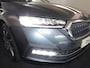 Skoda Octavia Combi 1.0 e-TSI Business Edition Plus 110 pk Automaat (DSG) | Navigatie | Parkeersensoren | Achteruitrijcamera | Stoelverwarming | LED koplampen |