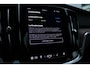Volvo V60 B4 Plus Dark Automaat | Panoramadak | Verwarmbare voorstoelen | Verwarmbare achterbank | Verwarmbaar stuurwiel | Premium audio by Harman Kardon | Rondom zichtcamera | 19 inch Lichtmetalen velgen