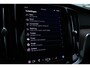 Volvo V60 B4 Plus Dark Automaat | Panoramadak | Verwarmbare voorstoelen | Verwarmbare achterbank | Verwarmbaar stuurwiel | Premium audio by Harman Kardon | Rondom zichtcamera | 19 inch Lichtmetalen velgen