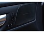 Volvo V60 B4 Plus Dark Automaat | Panoramadak | Verwarmbare voorstoelen | Verwarmbare achterbank | Verwarmbaar stuurwiel | Premium audio by Harman Kardon | Rondom zichtcamera | 19 inch Lichtmetalen velgen