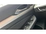 Volkswagen Golf 1.0 TSI Life | Navigatie Discover Pro | Camera | All Season banden |