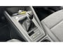Volkswagen Golf 1.0 TSI Life | Navigatie Discover Pro | Camera | All Season banden |