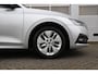Skoda Octavia Combi 1.0 TSI 110pk Ambition | Navigatie | App Connect | Parkeersensoren Voor & Achter
