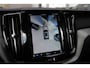 Volvo XC60 2.0 T6 Plug-in hybrid AWD Ultra Black Edition 350pk Panoramadak/g/360Camera/Bang&Olufsen