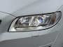 Volvo V70 2.0 T4 Classic Edition | Adaptieve Cruise controle | Spoiler | Bi-Xenon | Stuur + Stoel + Achterbank verwarming | Stand kachel |