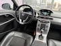 Volvo V70 2.0 T4 Classic Edition | Adaptieve Cruise controle | Spoiler | Bi-Xenon | Stuur + Stoel + Achterbank verwarming | Stand kachel |