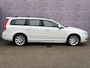 Volvo V70 2.0 T4 Classic Edition | Adaptieve Cruise controle | Spoiler | Bi-Xenon | Stuur + Stoel + Achterbank verwarming | Stand kachel |