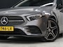 Mercedes-Benz A-klasse 250 e AMG Limited *WEEKAANBIEIDNG* [SCHUIFKANTELDAK, SFEERVERLICHTING, CAMERA, PDC V+A, MEMORY SEATS, APPLE CARPLAY, ANDROID AUTO, CRUISE CONTROL, STOELVERWARMING, NIEUWSTAAT]