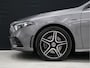 Mercedes-Benz A-klasse 250 e AMG Limited *WEEKAANBIEIDNG* [SCHUIFKANTELDAK, SFEERVERLICHTING, CAMERA, PDC V+A, MEMORY SEATS, APPLE CARPLAY, ANDROID AUTO, CRUISE CONTROL, STOELVERWARMING, NIEUWSTAAT]