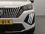 Peugeot 2008 SUV Allure 130pk Automaat | Navigatie via draadloze Apple Carplay / Android Auto | Camera v+a | Climate Control | Adaptieve Cruise Control | Dodehoeksensor | Parkeersensoren v+a | Keyless | Stoelverwarming | Digitaal instrumentenpaneel | DAB+ radio | Led koplampen | Donker getint glas | Trekhaak | 17" lichtmetalen velgen |