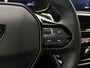 Peugeot 2008 SUV Allure 130pk Automaat | Navigatie via draadloze Apple Carplay / Android Auto | Camera v+a | Climate Control | Adaptieve Cruise Control | Dodehoeksensor | Parkeersensoren v+a | Keyless | Stoelverwarming | Digitaal instrumentenpaneel | DAB+ radio | Led koplampen | Donker getint glas | Trekhaak | 17" lichtmetalen velgen |