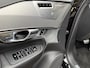 Volvo XC90 2.0 T8 Recharge 390pk AWD R-Design | 7-zits | Luchtvering | Wegklapbare trekhaak | Leder | Bowers&Wilkins | Head up | Stoelverwarming voor&achter | Adaptieve cruise | 360 Camera | BLIS | Apple CarPlay | Navigatie | Keyless | DAB | LED | Volledig dealeronderhouden