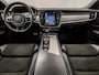 Volvo V90 2.0 T4 R-Design 191Pk Automaat (PANORAMADAK, APPLE CARPLAY, HEAD-UP DISPLAY, LEDER/ALCANTARA, CAMERA, ADAPTIVE CRUISE, ZWART HEMEL, STOELVERWARMING, NIEUWSTAAT)