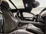 Volvo V90 2.0 T4 R-Design 191Pk Automaat (PANORAMADAK, APPLE CARPLAY, HEAD-UP DISPLAY, LEDER/ALCANTARA, CAMERA, ADAPTIVE CRUISE, ZWART HEMEL, STOELVERWARMING, NIEUWSTAAT)
