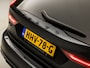 Volvo V90 2.0 T4 R-Design 191Pk Automaat (PANORAMADAK, APPLE CARPLAY, HEAD-UP DISPLAY, LEDER/ALCANTARA, CAMERA, ADAPTIVE CRUISE, ZWART HEMEL, STOELVERWARMING, NIEUWSTAAT)