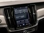 Volvo V90 2.0 T4 R-Design 191Pk Automaat (PANORAMADAK, APPLE CARPLAY, HEAD-UP DISPLAY, LEDER/ALCANTARA, CAMERA, ADAPTIVE CRUISE, ZWART HEMEL, STOELVERWARMING, NIEUWSTAAT)