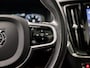 Volvo V90 2.0 T4 R-Design 191Pk Automaat (PANORAMADAK, APPLE CARPLAY, HEAD-UP DISPLAY, LEDER/ALCANTARA, CAMERA, ADAPTIVE CRUISE, ZWART HEMEL, STOELVERWARMING, NIEUWSTAAT)
