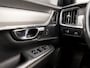Volvo V90 2.0 T4 R-Design 191Pk Automaat (PANORAMADAK, APPLE CARPLAY, HEAD-UP DISPLAY, LEDER/ALCANTARA, CAMERA, ADAPTIVE CRUISE, ZWART HEMEL, STOELVERWARMING, NIEUWSTAAT)