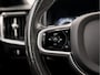 Volvo V90 2.0 T4 R-Design 191Pk Automaat (PANORAMADAK, APPLE CARPLAY, HEAD-UP DISPLAY, LEDER/ALCANTARA, CAMERA, ADAPTIVE CRUISE, ZWART HEMEL, STOELVERWARMING, NIEUWSTAAT)