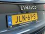 Lynk & Co 01 LYNK& CO VAN: €30.900,- VOOR: €27.877,- UW EINDEJAARSVOORDEEL: €3.023,- | PHEV PLUG-IN HYBRIDE | COMPLETE AUTO / ZWARTE HEMEL | ELEKTRISCH PANORAMADAK | FULL OPTIONS | LYNK & CO GARANTIE T/M 4-2028 | RIJKLAAR GELEVERD | BTW VERREKENBAAR |