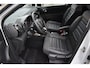 Citroën C3 Aircross PureTech 110 EAT6 Automaat Shine | Navigatie | Airconditioning ECC | Camera achter | Lederen Bekleding | Armsteun | Carplay & Android Auto | LM Velgen |  isofix bevestigingspunten | Keyless