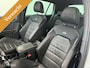 Volkswagen Golf 2.0 TSI R 4Motion Pano LED Camera Leer 19 inch