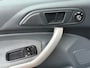 Ford Fiesta 1.4 Ghia Automaat 5 Deurs Clima PDC Stoelverwarming