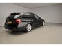 BMW 3-Serie Touring 320i M-Sportpakket / Leder / Panoramadak / Trekhaak / Sportstoelen / HIFI / LED / Alu wielen 18 inch