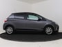Toyota Yaris 1.5 VVT-i Dynamic Automaat | BTW voertuig | Achteruitrijcamera | Lichtmetalen velgen |