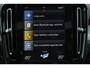 Volvo XC40 T2 Business Pro - IntelliSafe Assist & Surround - Parkeercamera achter - Parkeersensoren achter - High Performance audio- Elektr. inklapbare trekhaak - 18' LMV