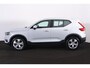Volvo XC40 T2 Business Pro - IntelliSafe Assist & Surround - Parkeercamera achter - Parkeersensoren achter - High Performance audio- Elektr. inklapbare trekhaak - 18' LMV
