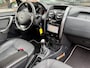 Dacia Duster 1.2 TCe 4x2 Blackshadow | Navi | Camera | Stoelverwarming | Leer | Cruise| Airco