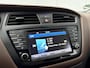 Hyundai i20 1.0 T-GDI Comfort / Airco / Apple Carplay/Android Auto / Cruise control / Navigatiesysteem full map / Set zomerbanden op velg /