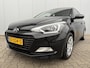 Hyundai i20 1.0 T-GDI Comfort / Airco / Apple Carplay/Android Auto / Cruise control / Navigatiesysteem full map / Set zomerbanden op velg /