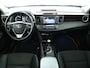 Toyota RAV4 2.5 Hybrid AWD Style | Stoelverwarming | Cruise control | Trekhaak 1650 kg. | Parkeersensoren | Elektrische Achterklep |