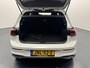 Volkswagen Golf 1.4 eHybrid GTE 204PK Automaat-Adapt.Cr.Contr-Navigatie-Carplay-Clima-Camera-Stoel/Stuurverwarming-Parkeersensoren-Lm19''velgen-LED