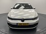 Volkswagen Golf 1.4 eHybrid GTE 204PK Automaat-Adapt.Cr.Contr-Navigatie-Carplay-Clima-Camera-Stoel/Stuurverwarming-Parkeersensoren-Lm19''velgen-LED