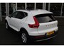 Volvo XC40 T2 Automaat Business Pro | Schuif/kanteldak | Trekhaak | El. stoelen | H&K Audio | 360 Camera