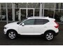 Volvo XC40 T2 Automaat Business Pro | Schuif/kanteldak | Trekhaak | El. stoelen | H&K Audio | 360 Camera