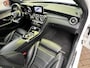 Mercedes-Benz C-klasse Estate 250 Prestige AMG Automaat / Panoramadak / Leder Sport Int / Night Pakket / AMG Velg / Afn Trekhaak / Park Sensors / Camera / F1 Schakel / Als Nieuw!