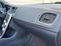 Volvo V60 2.0 T4 Business Sport Cruise control / R-Design / Stoelverwarming /