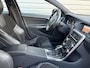 Volvo V60 2.0 T4 Business Sport Cruise control / R-Design / Stoelverwarming /