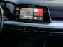 Volkswagen Golf 1.0 eTSI Life Business 111 Pk Automaat Navigatie / Apple Carplay / DAB / Camera