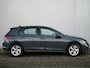 Volkswagen Golf 1.0 eTSI Life Business 111 Pk Automaat Navigatie / Apple Carplay / DAB / Camera