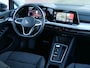 Volkswagen Golf 1.0 eTSI Life Business 111 Pk Automaat Navigatie / Apple Carplay / DAB / Camera