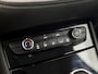 Opel Grandland X 1.2 Turbo Sport Automaat (APPLE CARPLAY, GROOT NAVI, CRUISE, PARKEERSENSOREN, SPORTSTOELEN, LED KOPLAMPEN, LM VELGEN, LANE ASSIST, NIEUWSTAAT)