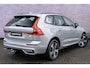 Volvo XC60 T6 Plug-in hybrid AWD Plus Dark | Google | Long Range | Schuif-/Kanteldak | Camera | Trekhaak | Adaptieve Cruise Control | Lederen Bekleding | Elek. Stoelen | Stoelverwarming Voor + Achter | Zitverlenging | Stuurverwarming | Memory | 19" LM