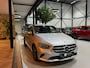 Mercedes-Benz B-klasse 180 Business Solution NAP Garantie Carplay Camera Elek. Achterklep Led Cruise Clima Navi Rijklaar