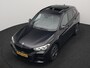 BMW X1 xDrive25e M Sport Plug In Hybrid 221pk Dealer O.H. PHEV | Trekhaak Afn. | Panodak | Head Up | Adaptive Cruise | Camera | Harman & Kardon | Lederen Sportstoelen Verwarmd | Sfeerverlichting | Apple Carplay | Keyless | 19"L.M | DAB |